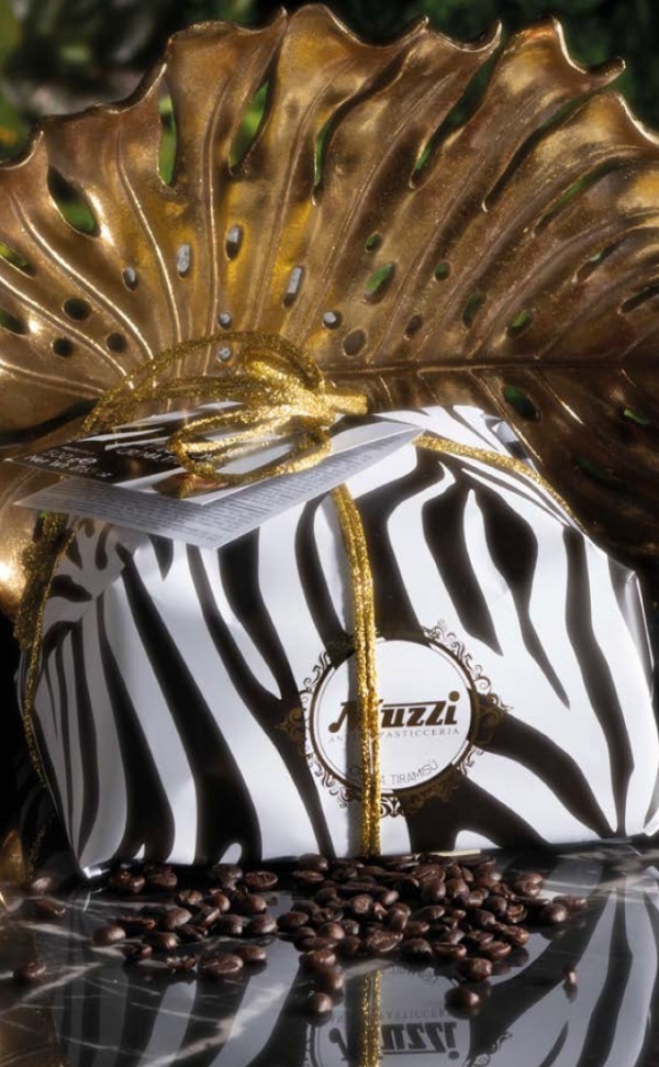 Muzzi-Panettone-Tiramisu-Cream-w-Coffee-Chocolate-Drops-Animalier-Collection-500g